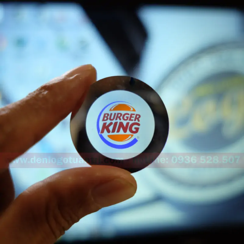In ấn hoàn thành logo Burger King