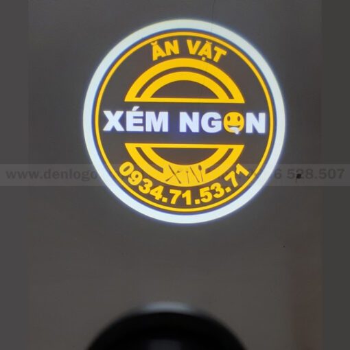 Hình ảnh chiếu logo Xém Ngon
